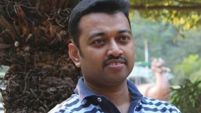 রাজনীতি থেকে 'স্বেচ্ছাবসরের ইঙ্গিত', মুকুল পুত্রের ফেসবুকে পোস্টকে ঘিরে জল্পনা তুঙ্গে