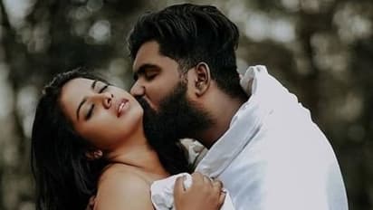 వెడ్డింగ్ షూట్ లో ఘాటు రొమాన్స్.. వధూవరులపై ట్రోలింగ్!