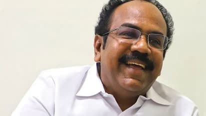 பொட்டி மாத்துற கதை வேண்டாம் எடப்பாடி…! போட்டு தாக்கிய தமிழக அமைச்சர்…