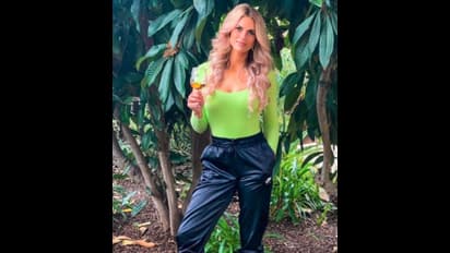 শুধু ফুটবলের স্কিলে নয়, রূপ ও যৌবনেও ধরাবে নেশা, ইনিই বিশ্বের সবচেয়ে হট অ্যান্ড সেক্সি ফুটবলার