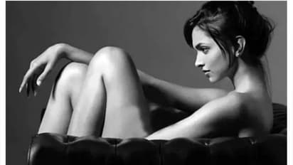 নগ্ন হয়ে সাহসী পোজ ক্যামেরার সামনে,  'Bare' ফোটোশুটে ঘাম ঝরিয়েছেন এই ৫ তারকা