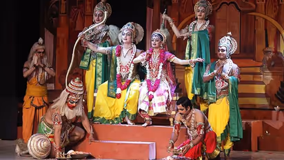 Stage set for Ramleela in Ayodhya, DD to beam it live at 7pm