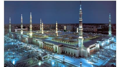 റമദാൻ: മദീന പള്ളിയിൽ വിശ്വാസികളെ സ്വീകരിക്കാൻ ഒരുക്കങ്ങൾ പൂർത്തിയായി