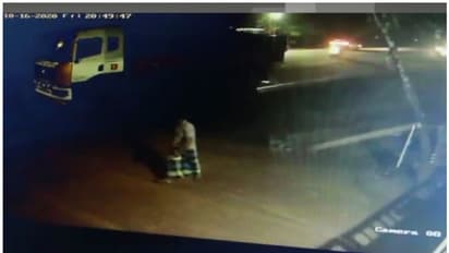 ആലപ്പുഴയില്‍ വാഹന പരിശോധനയ്ക്കിടെ ഓടി രക്ഷപ്പെട്ട ലോറിഡ്രൈവര്‍ മരിച്ച നിലയില്‍