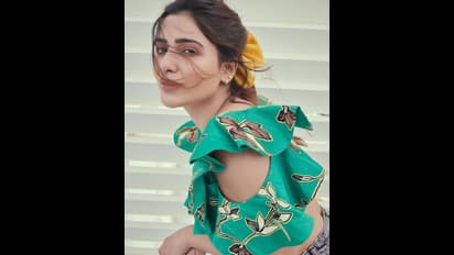 వైరల్ అవుతున్న సమంత అల్ట్రా మోడ్రన్  స్టైలిష్ లుక్