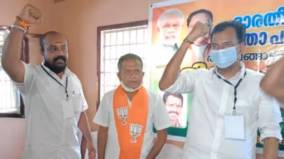 സിപിഎമ്മിന്റെ ജീവിക്കുന്ന രക്തസാക്ഷി പുഷ്പന്റെ സഹോദരൻ ബിജെപിയിൽ ചേർന്നു
