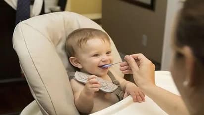 আপনার সন্তান কী কৃমির সমস্যায় ভুগছে, তাহলে অবশ্যই খাবারের তালিকায় রাখুন এই পদগুলি