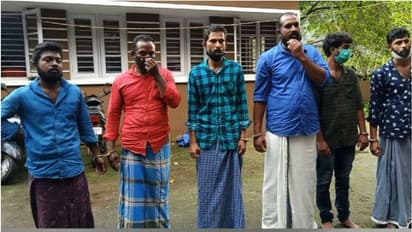 ഹിന്ദു ഐക്യവേദി നേതാവിനെയും കുടുംബത്തെയും വെട്ടിപ്പരിക്കേല്പ്പിച്ച കേസില് 6 പേര് പിടിയില്