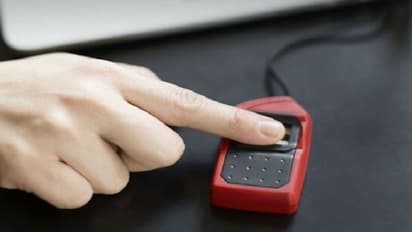 പ്രവാസികള് ശ്രദ്ധിക്കുക! വിദേശ ഇന്ത്യക്കാര്ക്ക് ആധാർ എടുക്കാനും തിരുത്താനുമുള്ള നിബന്ധനകളിൽ മാറ്റം വരുത്തി