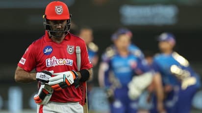 ഗെയ്ലിനെ നിലനിര്ത്തി മാക്സ്വെല്ലിനെ കൈവിട്ട് പഞ്ചാബ്, മലിംഗയെ ഒഴിവാക്കി മുംബൈ