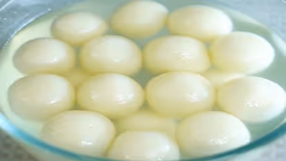 Rasagulla : ரம்மியமான ரசகுல்லா செய்வது எப்படி?