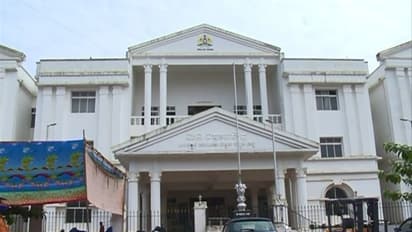 ಬಂಟ್ವಾಳದ ಮಿನಿ ವಿಧಾನಸೌಧ ಕಟ್ಟಡಕ್ಕೆ ನಾಗದೋಷವಂತೆ, ಜನಪ್ರತಿನಿಧಿಗಳಿಂದ ನಡೀತು ಹೋಮ ಹವನ..!