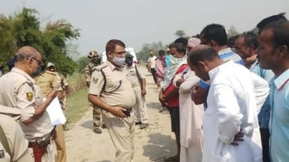 दुर्गा पूजा देखने गई लड़की की रेप के बाद हत्या,दूसरे दिन पंड़ाल से कुछ दूर पर अर्धनग्न अवस्था में मिली लाश