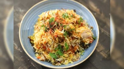 পুজোর ভোজে বিরিয়ানি থাকবে না, রইল সবচেয়ে কম সময়ে বিরিয়ানি তৈরির সহজ কৌশল