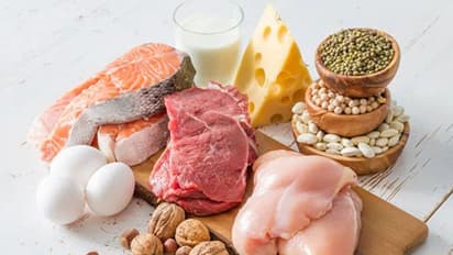 Protein Foods: నాన్ వెజ్ ఎక్కువగా తింటే మగాళ్లలో అది తగ్గుతుంది జాగ్రత్త..