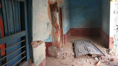 প্রবল বিস্ফোরণে উড়ল দাতব্য চিকিৎসাকেন্দ্রের একাংশ, পুজোর  মুখে আতঙ্ক ছড়াল বীরভূমে