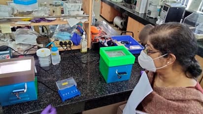 করোনা পরীক্ষায় COVIRAP-এর কামাল, খড়গপুর IIT তৈরি প্রযুক্তি রিপোর্ট দেবে দ্রুত