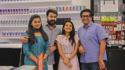 ஒரே மாதிரி இருக்கேனா சொந்த அனுபவமா? ரசிகர்கள் கிண்டலுக்கு பதிலளித்த ஜீத்து ஜோசப்!