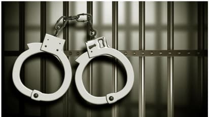 അസാന്മാര്‍ഗിക പ്രവര്‍ത്തനങ്ങളിലേര്‍പ്പെട്ടു; സ്ത്രീകളടക്കം 26 പ്രവാസികള്‍ അറസ്റ്റില്‍