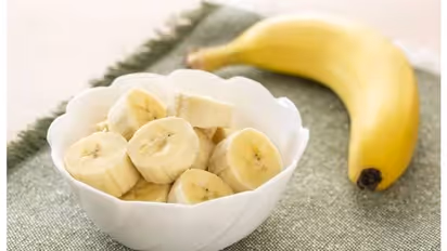 দামী প্রোডাক্ট নয়, কেবল কলা দিয়েই পেতে পারেন অনবদ্য সুন্দর ত্বক, জানুন কীভাবে