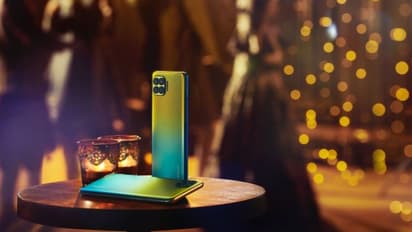 অবিশ্বাস্য অফার, উৎসব মরসুমে Oppo F17 Pro এর সঙ্গে মিলছে 10,000 MAH এর পাওয়ার ব্যাঙ্ক