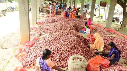 ಗಗನಕ್ಕೇರಿದ್ದ ಈರುಳ್ಳಿ ದರ ಇಳಿಕೆ...!