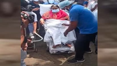 భర్త చనిపోయిన ఐదు రోజులకే: నాయిని నర్సింహా రెడ్డి భార్య కన్నుమూత