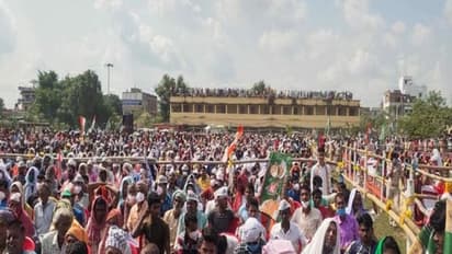 बिहार चुनाव: बागियों पर रहम नहीं, BJP ने 3 तो RJD ने 12 को किया पार्टी से बाहर