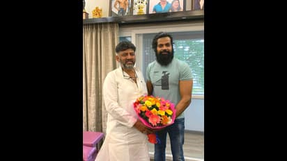 ನಟ ವಿನೋದ್ ಪ್ರಭಾಕರ್‌ನ್ನು ಭೇಟಿಯಾದ ಡಿ. ಕೆ ಶಿವಕುಮಾರ್: ಇಲ್ಲಿವೆ ಫೋಟೋಸ್