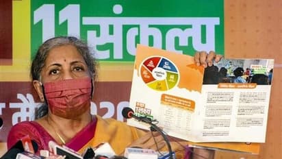 ಉಚಿತ ಲಸಿಕೆ ಘೋಷಣೆ ಸರಿಯಾಗಿದೆ: ನಿರ್ಮಲಾ!