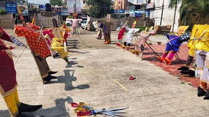 दशहरा पर हावी कोरोना: कहीं टूट रही 70 साल की परंपरा, तो कहीं 200 फीट के रावण की जगह 2 फीट का भी नहीं