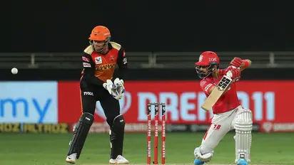 ఐపీఎల్ 2020: తండ్రి మరణించినా అతను బరిలోకి దిగి...