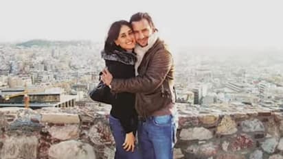 प्रेग्नेंसी के दौरान करीना ने शेयर की सैफ के साथ 12 साल पुरानी फोटो, बोलीं-'मैं और मेरा प्यार'