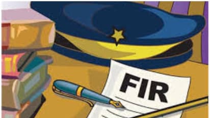 അഞ്ച് സ്ത്രീകളുടെ മുന്നില് നഗ്നത പ്രദര്ശിപ്പിച്ച സ്പെഷ്യല് സെല് സബ് ഇൻസ്പെക്ടർ അറസ്റ്റില്