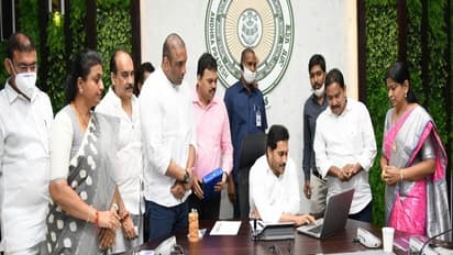 జగనన్న వైఎస్సార్‌ బడుగు వికాసం : ఇది నాకు దేవుడిచ్చిన వరం.. వైయస్‌.జగన్‌