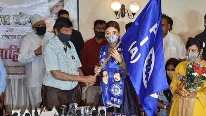 ఆర్పీఐలో చేరిన బాలీవుడ్ నటి పాయల్ ఘోష్