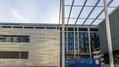 কোভিডে মস্তিষ্কের বয়স বেড়ে যেতে পারে ১০ বছর, কাদের ক্ষেত্রে ভয় সবচেয়ে বেশি