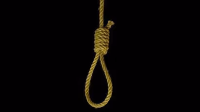 വാളയാർ കേസ് പ്രതി തൂങ്ങി മരിച്ച നിലയിൽ