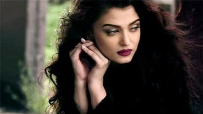 Happy Birthday ಐಶ್ವರ್ಯಾ ರೈ: ರೆಡ್‌ ಕಾರ್ಪೆಟ್‌ನಲ್ಲಿ ಭುವನ ಸುಂದರಿ..! ಇಲ್ನೋಡಿ ಫೋಟೋಸ್