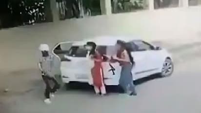 ಮದುವೆ, ಮತಾಂತರಕ್ಕೆ ಒತ್ತಾಯ: ಹಿಂದು ಯುವತಿಯನ್ನು ಗುಂಡಿಕ್ಕಿ ಕೊಂದ ಮುಸ್ಲಿಂ ಯುವಕ