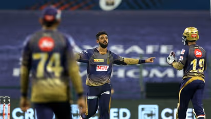 #RCBvsKKR 2வது ஓவருலயே கோலி காலி..! ஒரே ஓவரில் 2 விக்கெட்டை தட்டி தூக்கிய வருண்