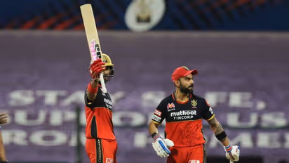 #IPL2021 ஆர்சிபி அணியின் தொடக்க ஜோடி இதுதான்..! ரசிகர்களுக்கு செம குட் நியூஸ் சொன்ன மைக் ஹெசன்