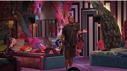 హారికని కిందపడేసి.. జేబులో చేయిపెట్టి..రచ్చరచ్చ చేసిన అమ్మా రాజశేఖర్