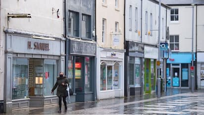 Second wave of Covid-19 sweeps Europe, US