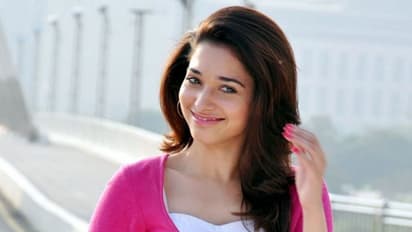 অভিনয় ছেড়ে শেষে কি না বাস চালাচ্ছেন তামান্না ভাটিয়ে, রইল হট-সুপারস্টারের এমনই কিছু অজানা তথ্য