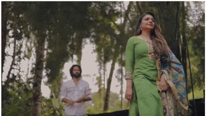 പ്രണയാര്ദ്രമായി 'സുജൂദല്ലേ', പാടി അഭിനയിച്ച് റിമി ടോമി- വീഡിയോ