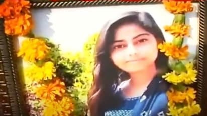 निकिता मर्डर केस: परिजनों से मिलने पहुंचे विहिप कार्याध्यक्ष आलोक कुमार, सरकार से की यह मांग