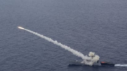 మరో మిస్సైల్ ప్రయోగం చేసిన ఇండియా: నౌకా విధ్వంసక క్షిపణి టెస్ట్ సక్సెస్