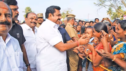 சொன்னதை செய்த முதல்வர் எடப்பாடி.. நகைக் கடன் தள்ளுபடி பணிகளை தொடங்கிய கூட்டுறவுத்துறை.. விரைவில் தள்ளுபடிரசீது