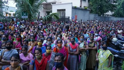 ನಿಮ್ಮ ಧ್ವನಿಯಾಗಿ ಕೆಲಸ ಮಾಡುತ್ತೇನೆ, ನನ್ನನ್ನು ಆಶೀರ್ವದಿಸಿ: ಕುಸುಮಾ ಮನವಿ